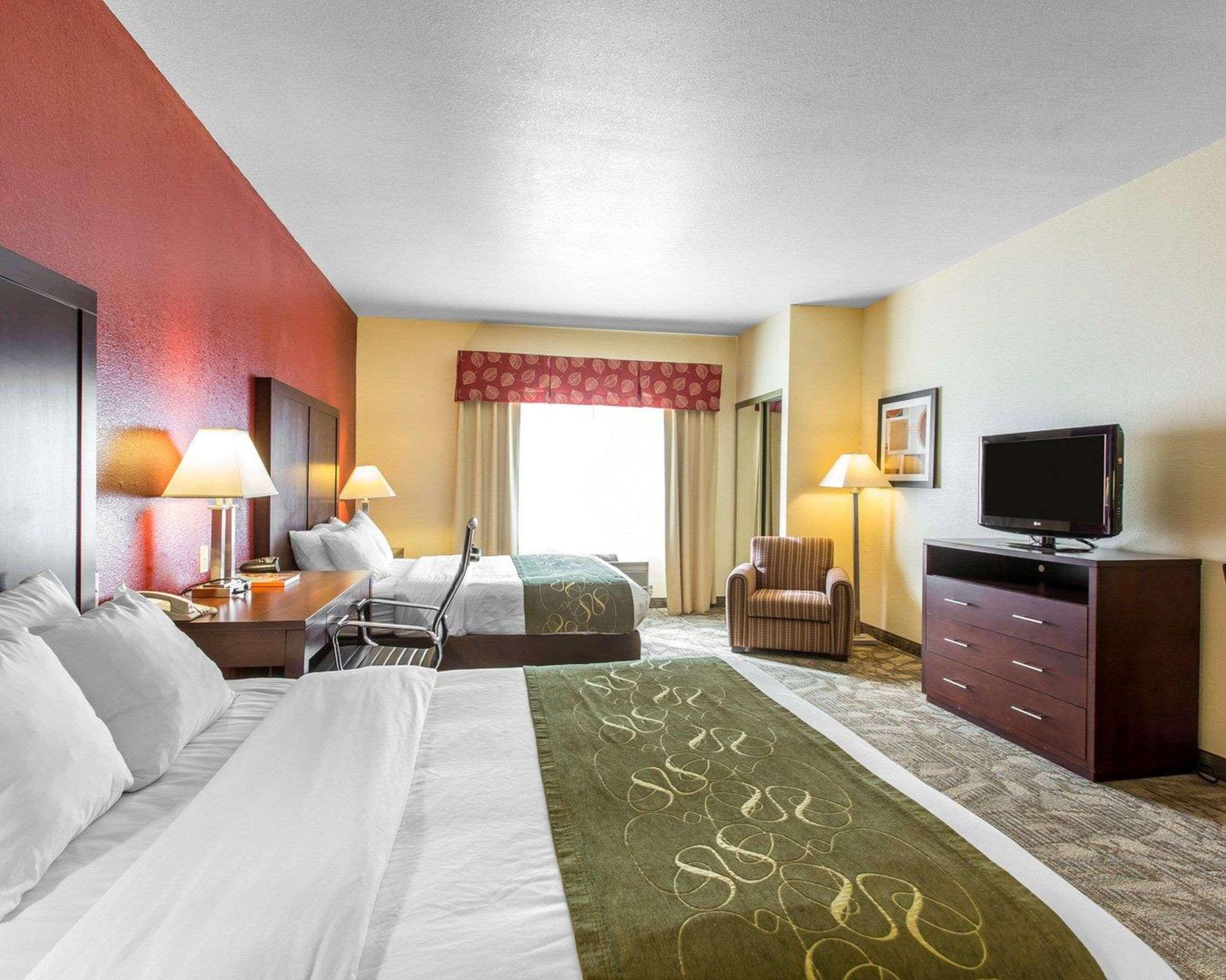 Comfort Suites Palm Desert I-10 Exterior photo