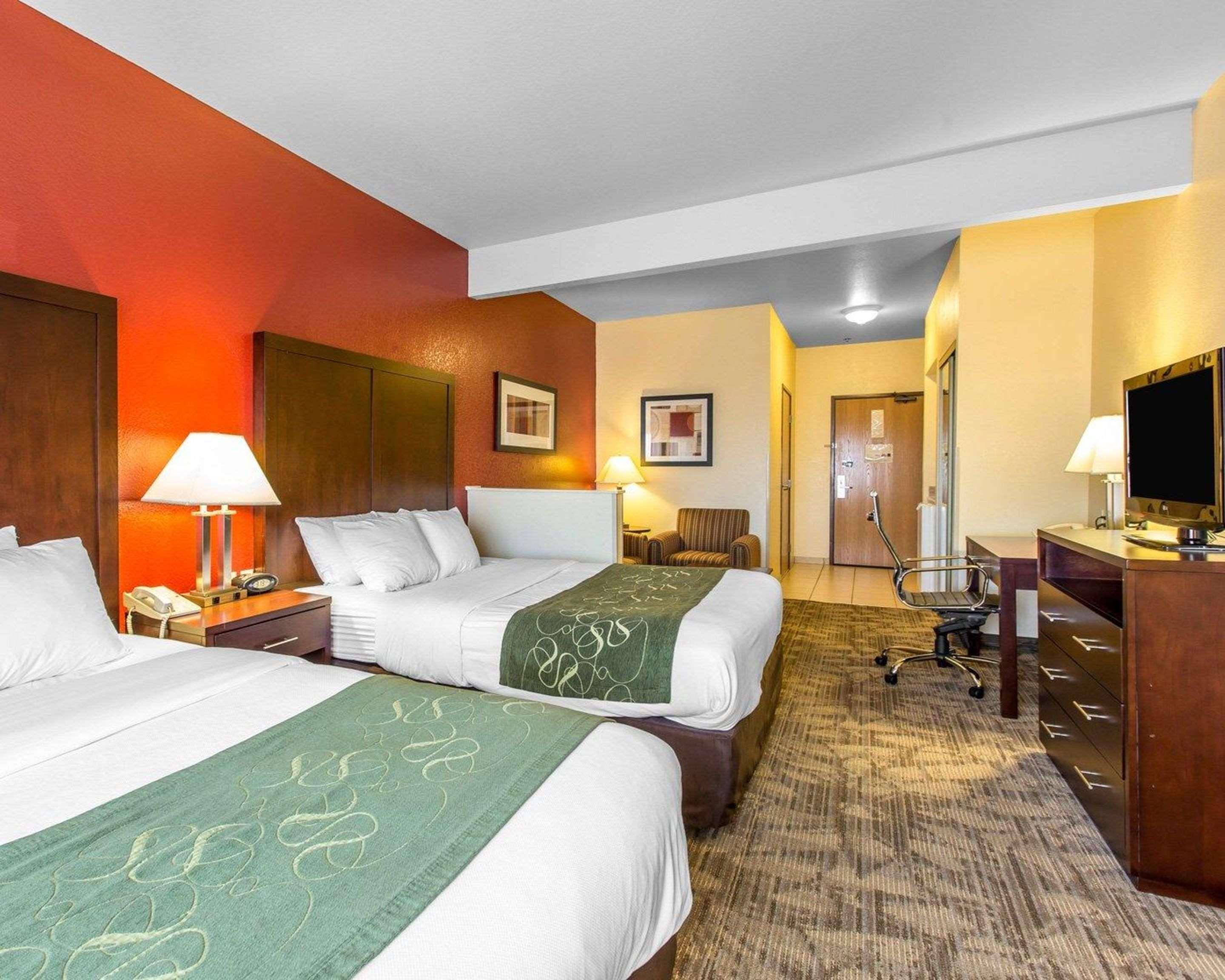 Comfort Suites Palm Desert I-10 Exterior photo