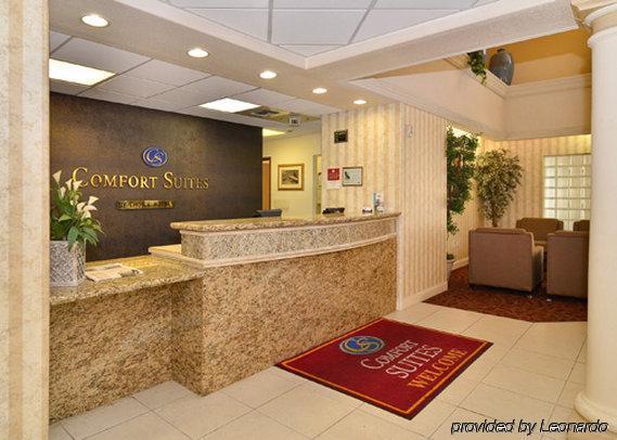 Comfort Suites Palm Desert I-10 Interior photo